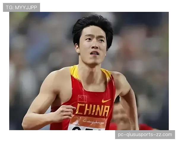 刘翔随手一条朋友圈把豪宅滤镜开满，我看抱枕都怀疑自己是不是走错片场